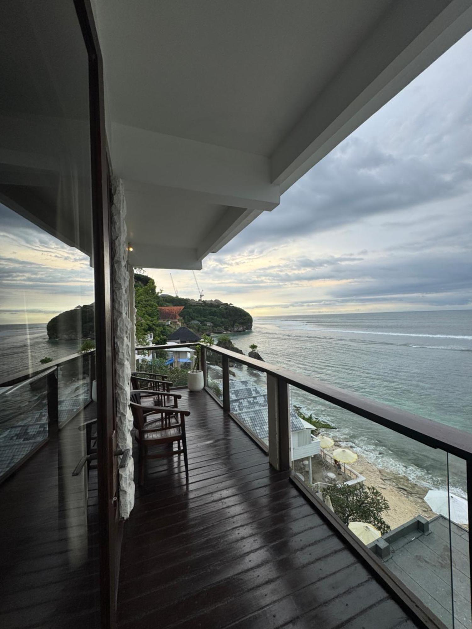 Bale Bingin Beachfront Stay Uluwatu Værelse billede